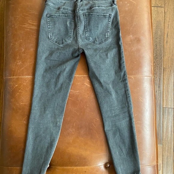 Free People Distressed jeans - Picture 5 of 8